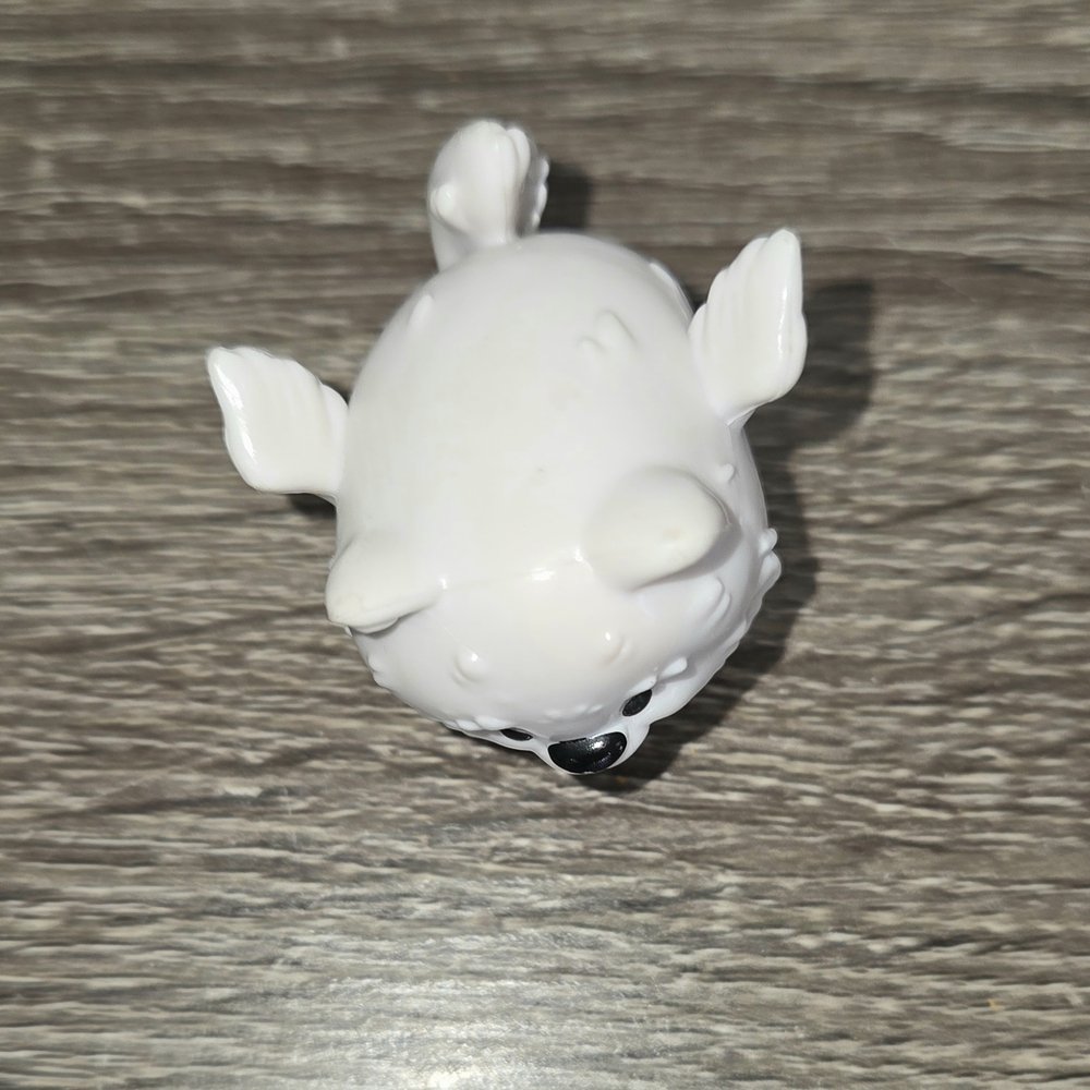 My Little Pony Figure Cloudpuff Pomeranian Dog Mini Fig 1.5" Toy Dog. - Picture 3 of 5